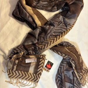 Pashmina Brown and Cream Chevron Scarf
